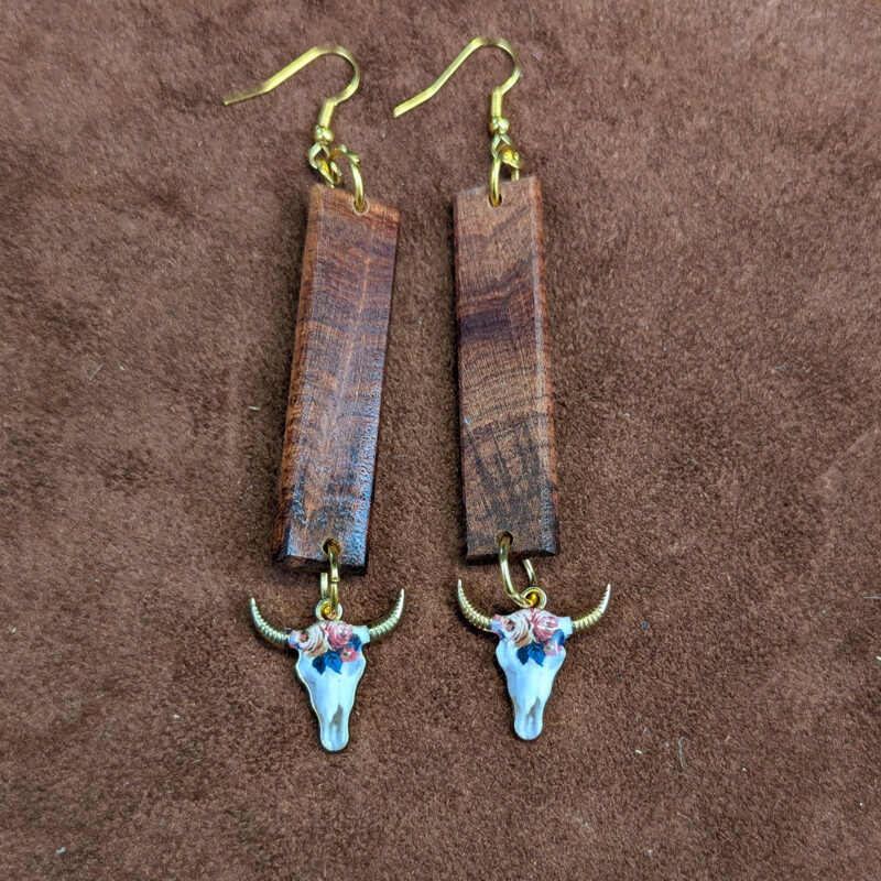 Mesquite & Enamel Cow Skull Dangle Earrings - Image 4