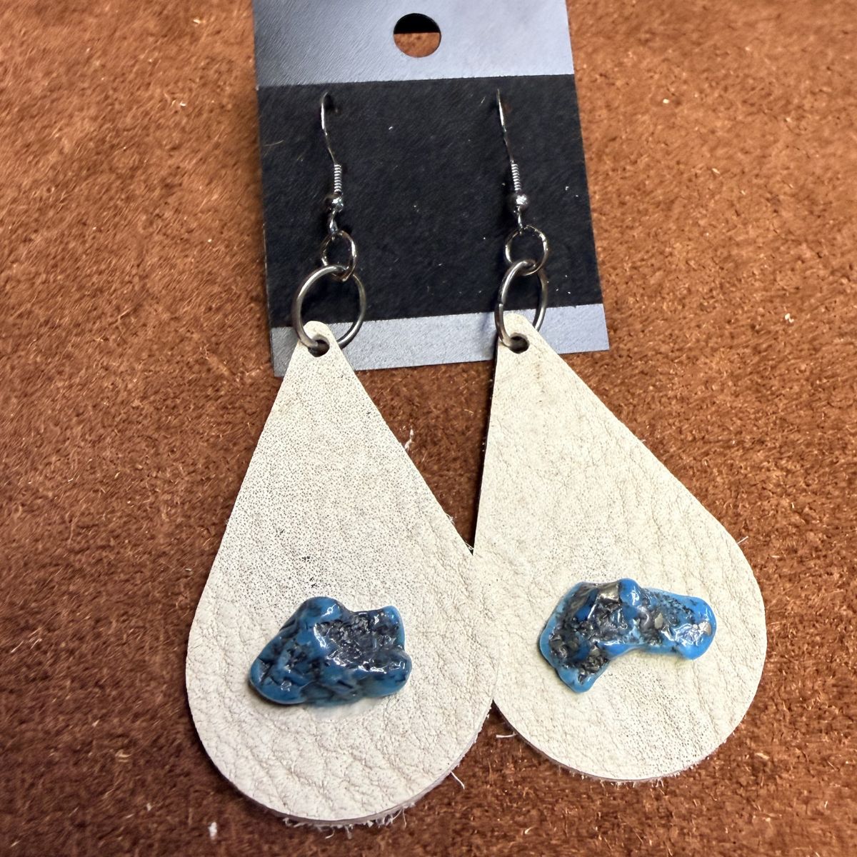 Tan & White Raw Hide Leather Teardrop Earrings with Real Turquoise Nuggets on Titanium Black Ear Wires